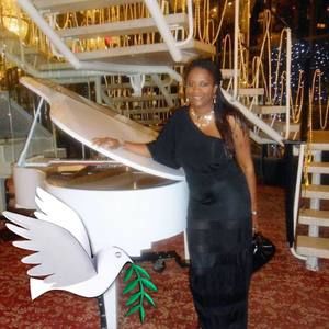 Meet your Posher, Cecilia